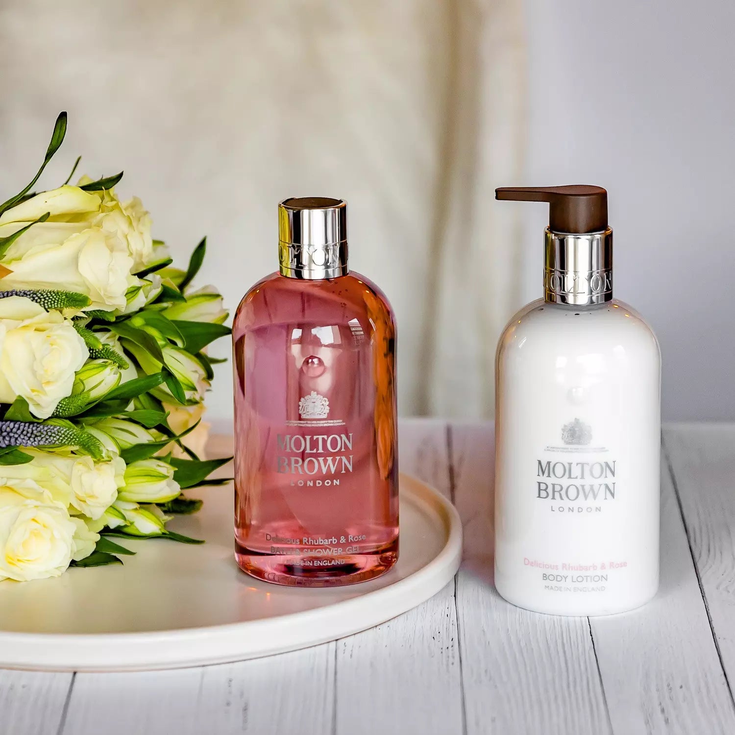 Molton Brown Delicious Rhubarb & Rose Body Lotion
